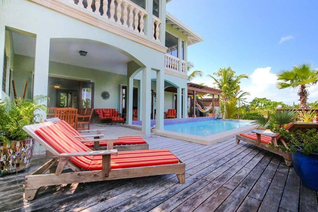 Pelican Paradise Villa - Leeward Beach Grace Bay Exterior photo